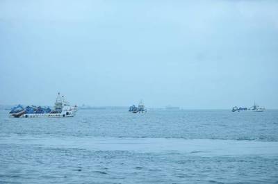 6条国内新型远洋金枪鱼围网渔船新区启航!
